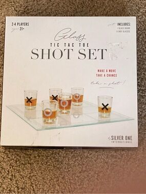 Glass Tic Tac Toe Shot Set - Clear Glass with Black Markings